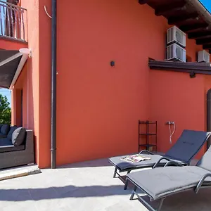  Villa Lomida